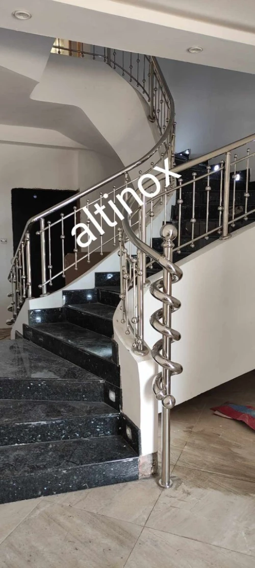 Rampe d'escalier en inox