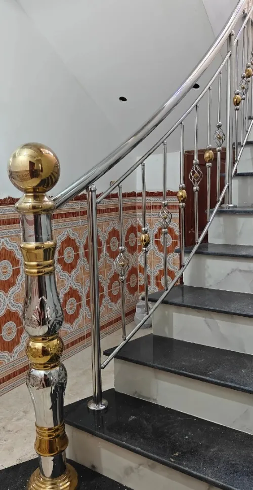 Rampe d'escalier en inox