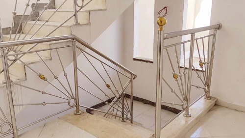 Rampe d'escalier en inox