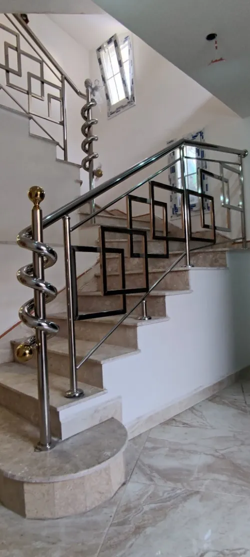 Rampe d'escalier en inox 