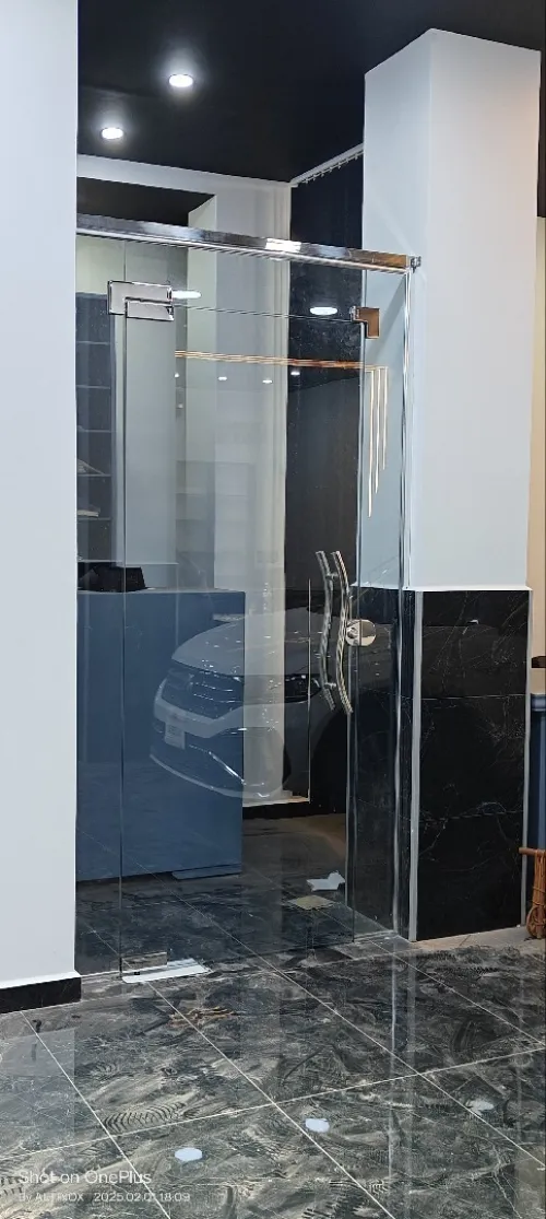 façade en verre trempé