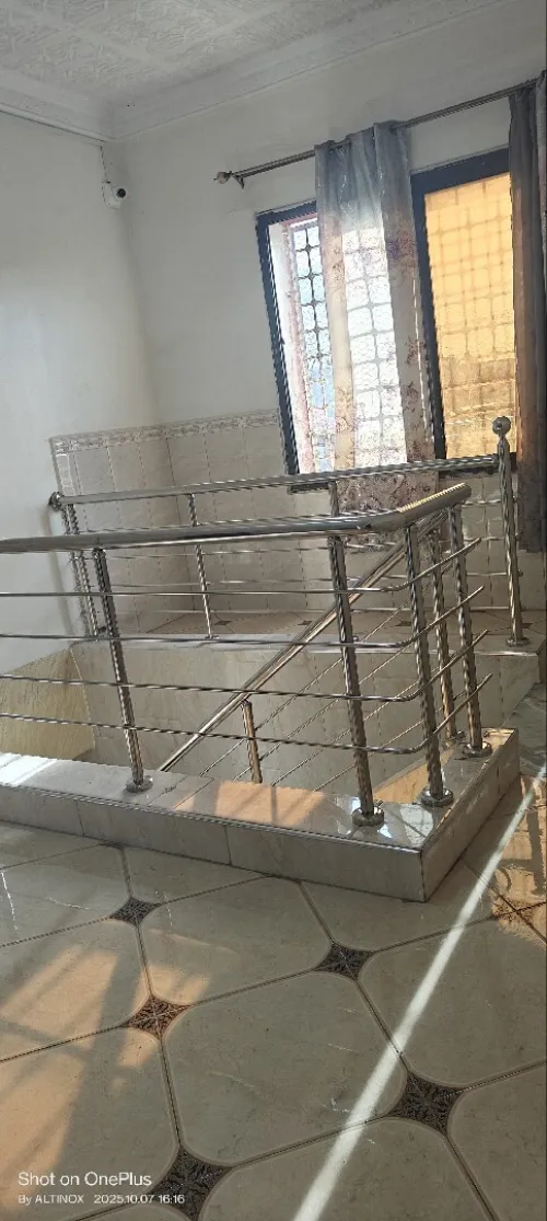 RAMPE D'ESCALIER EN INOX