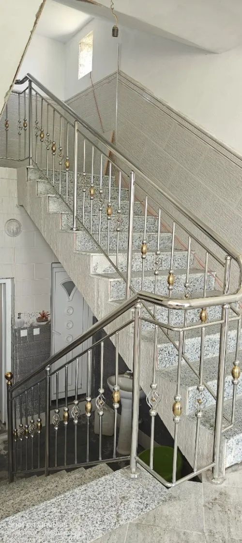 Rampe d'escalier en inox