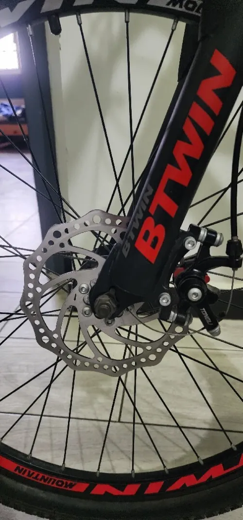 Vend VTT btwin 24 pouces neuf
