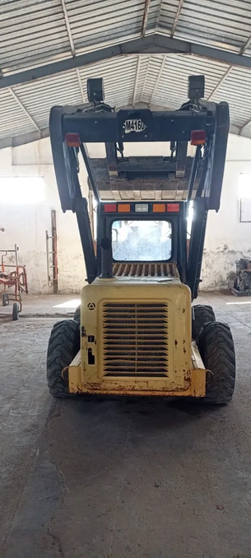 New Holland Mini chargeuse 2006