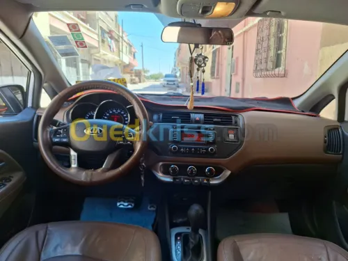 Kia Rio 5 portes 2015 