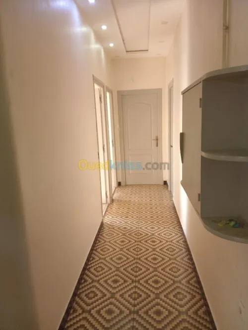 Location Appartement F4 Alger Hydra