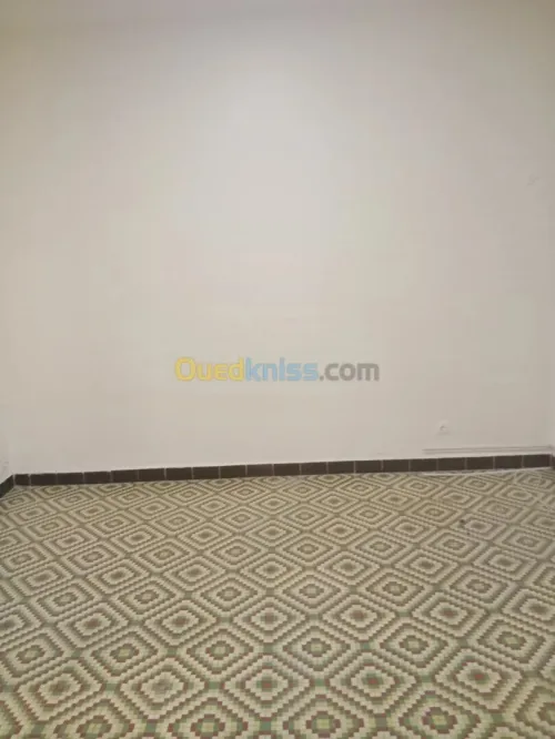 Location Appartement F4 Alger Hydra