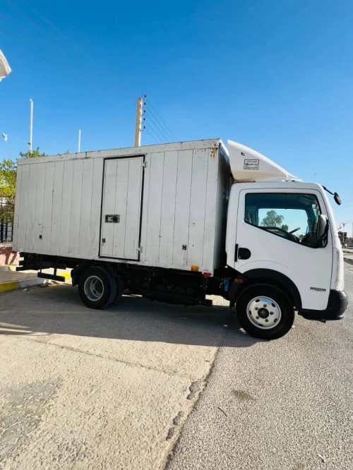 Nissan Nt400 2012