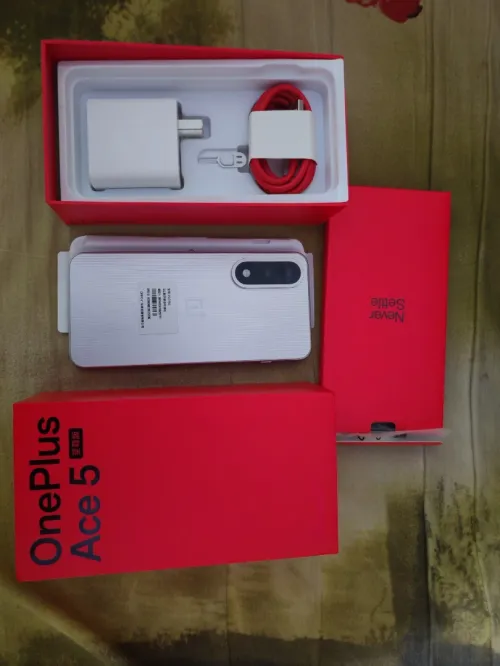 Oneplus Ace 5 Ultra