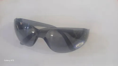 Lunette de Protection Travail  Teinté / safety glass Dark 