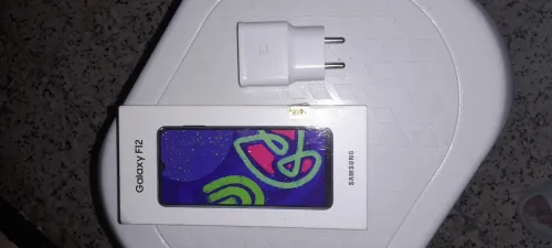 Samsung F12