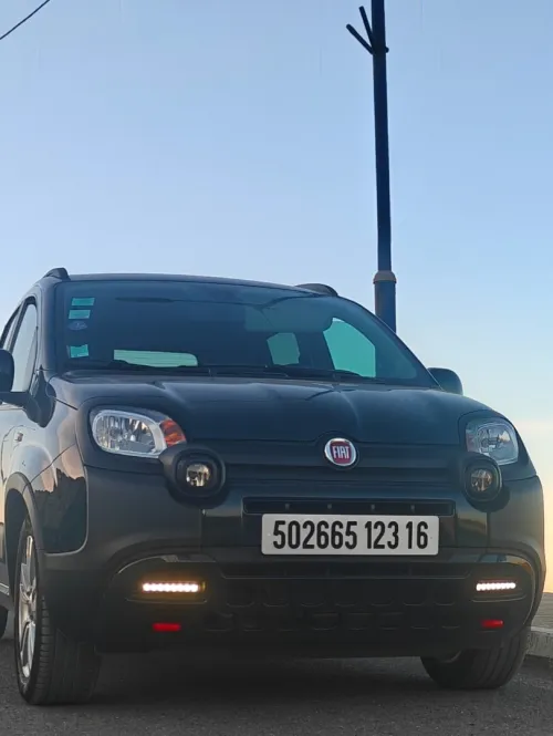 Fiat Panda 2023 Cross City
