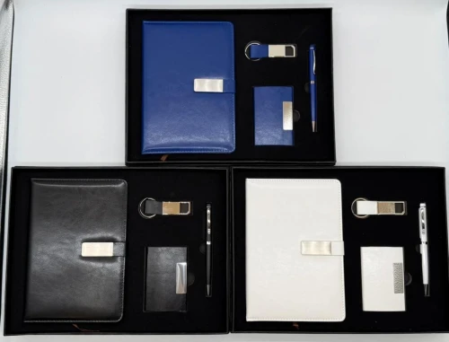 CADEAU DE FIN D'ANNE 2026 (AGENDA/COFFRET/STYLO/NOTE BOOK)