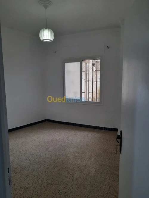 Location Appartement Niveau de villa F4 Alger Baraki