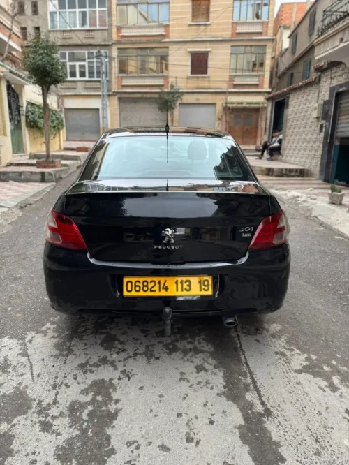 Peugeot 301 2013 Allure