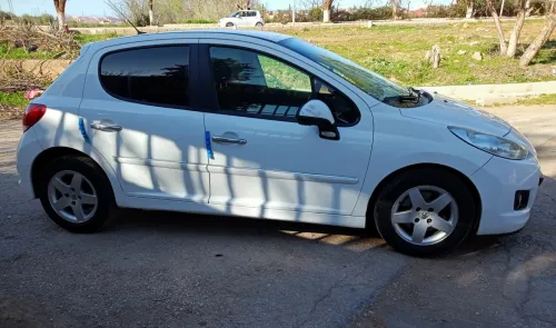 Peugeot 207 2010 207
