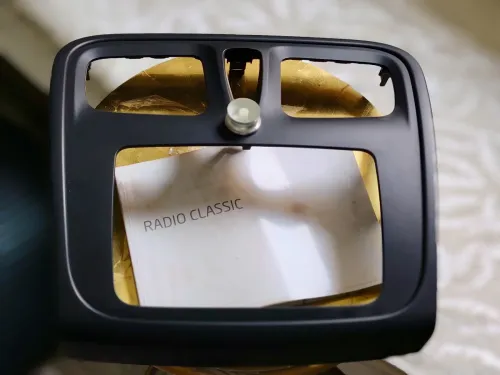 Poste radio original renault Symbol avec suport