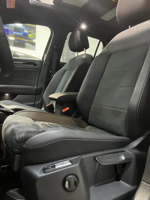 Volkswagen T-Roc 2025 R-Line 