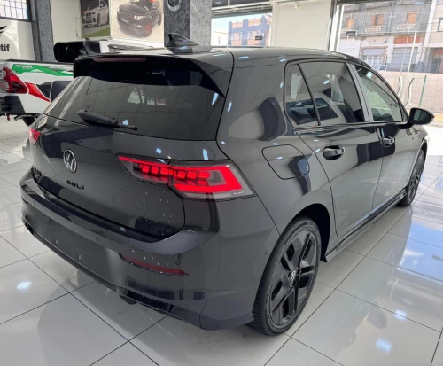 Volkswagen GOLF 8.5 2025 R-line full options