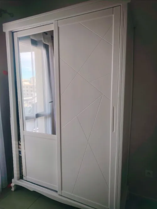 Armoire