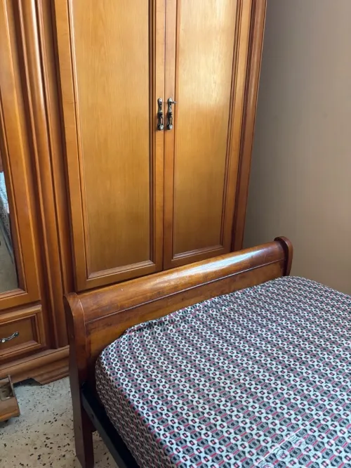 Chambre à coucher bois noble 100%(hêtre)