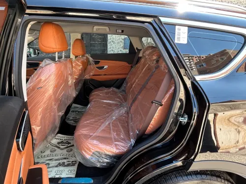 Jetour  X70 PLUS 2025 Luxury Edition 7 places 