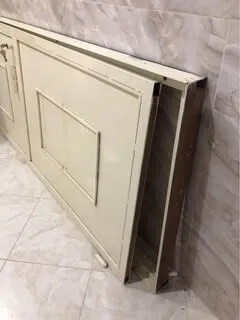 Porte extérieure avec serrure iseo