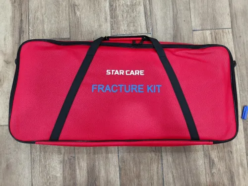 Kit d'attelle immobilisation fracture.