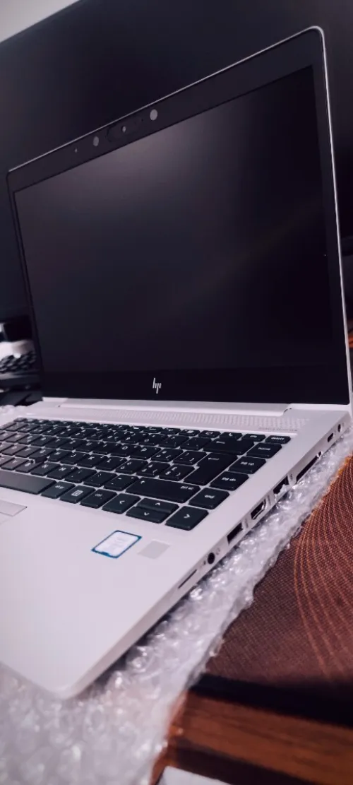 HP Elitbook 840 g6 i5 8gen 8ram 512ssd écran tactile clavier lumieux rétro éclairé 