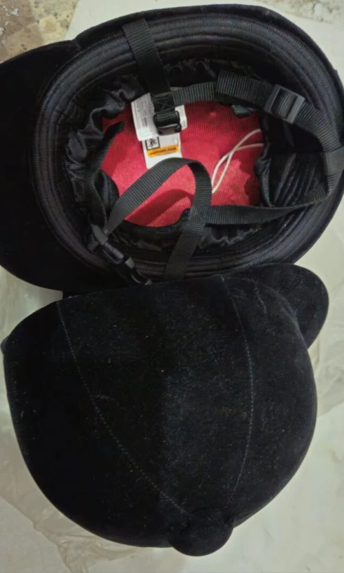 Equipements accessoires et vêtements d'équitation