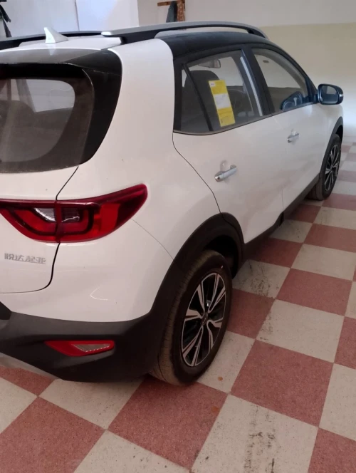Kia KX1 2026 Touts options