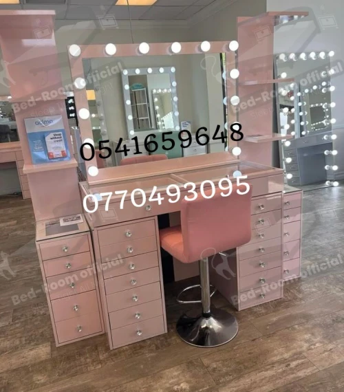 Coiffeuse & Commode