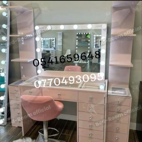 Coiffeuse & Commode