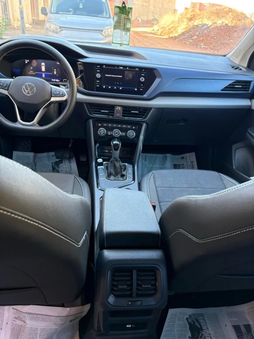Volkswagen Taos 2024 