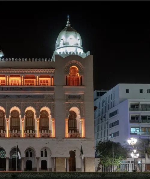 Éclairage Architectural de Façade & Mise en Lumière LED