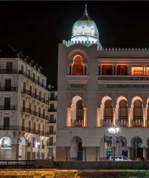 Éclairage Architectural de Façade & Mise en Lumière LED