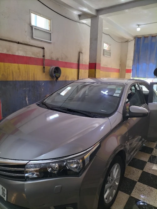 Toyota Corolla 2015 Business