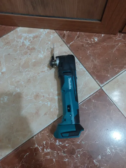 Multi-fonction Makita 18v (Solo)
