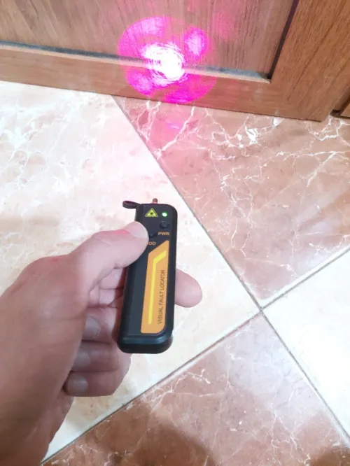 VISUAL FAULT LOCATOR