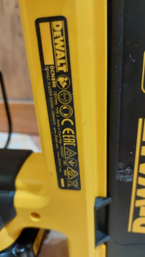Cloueure Dewalt 18v 4Ah (BL-2021)