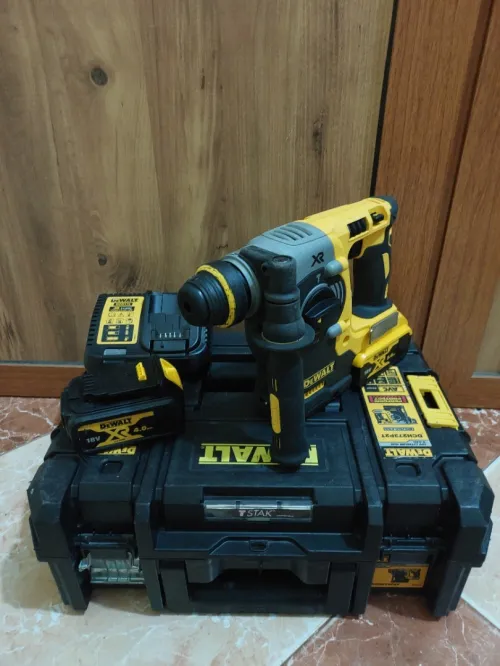 Perforateur Dewalt 18v 5Ah (BL-2021)