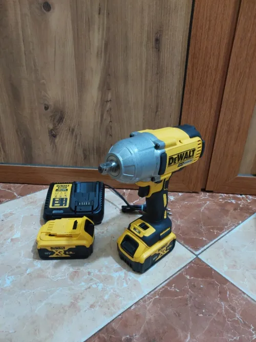 Clé à choc (Boulaneuse) Dewalt 18v 5Ah - BL
