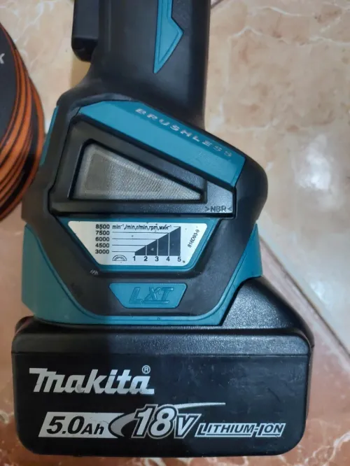 Meleuse angulaire Makita X-Lock 125mm (très puissante)