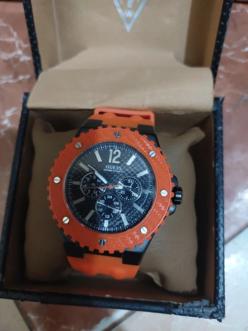 Montre Armani ,FOSSIL, GUESS