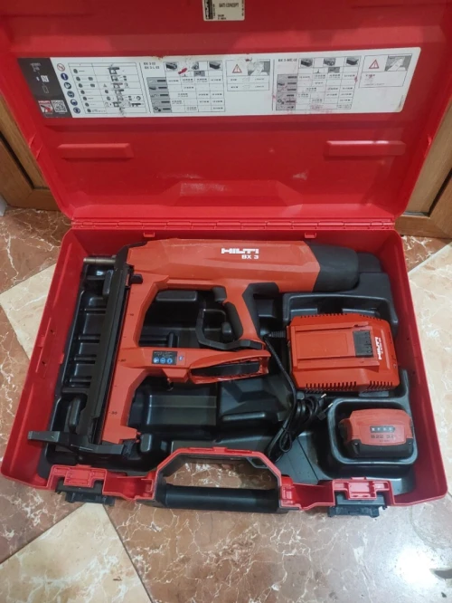Cloueure Hilti BX 3