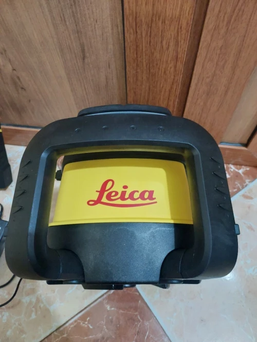 Niveau laser rotatif Leica Rugby