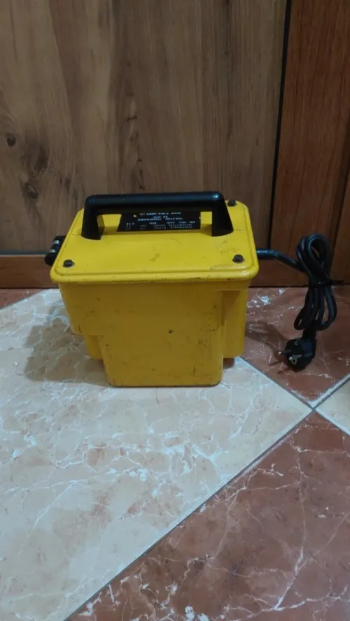 Transformateur pour machine (230v / 110v)