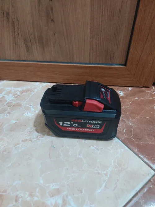 Batterie Milwaukee 18v 12Ah