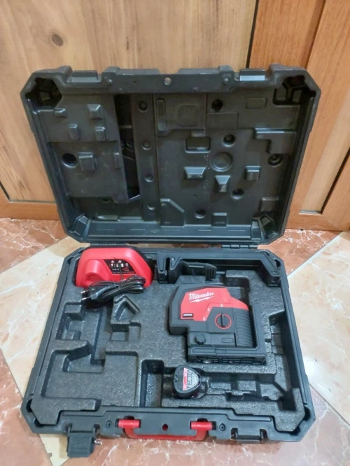 Niveau laser Milwaukee